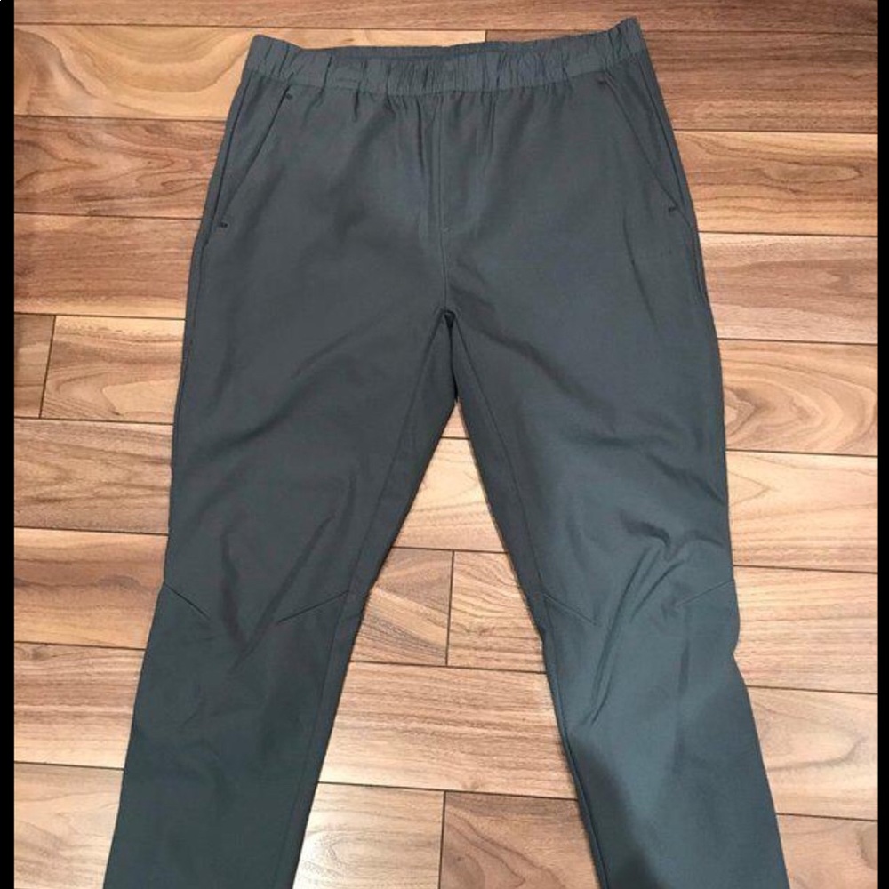 Oakley Lined  Shell Pants L